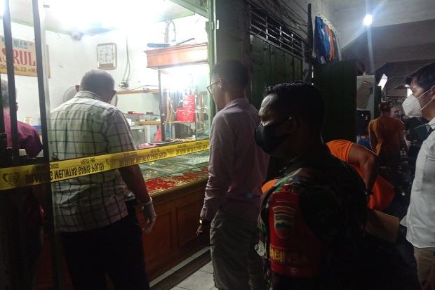 Perampok Emas di Medan...
