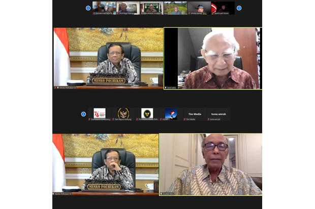 Para Tokoh Senior Berdialog...