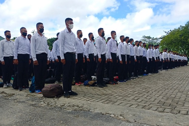 1.083 Putra Daerah Sultra...