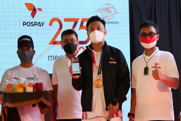 Berusia 275 Tahun, Pos...
