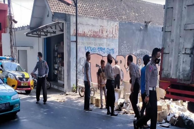 Diduga Kabin Panas,...