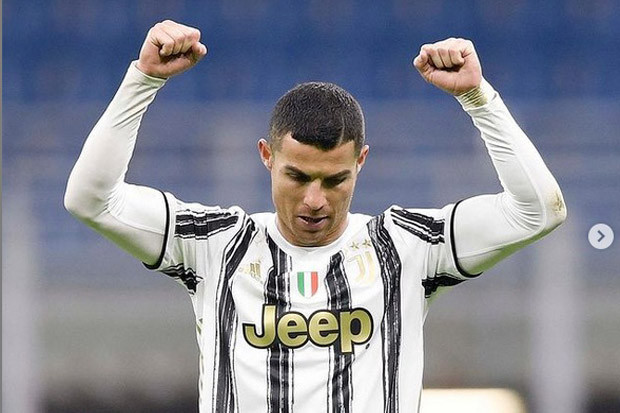 Cristiano Ronaldo Pamit...