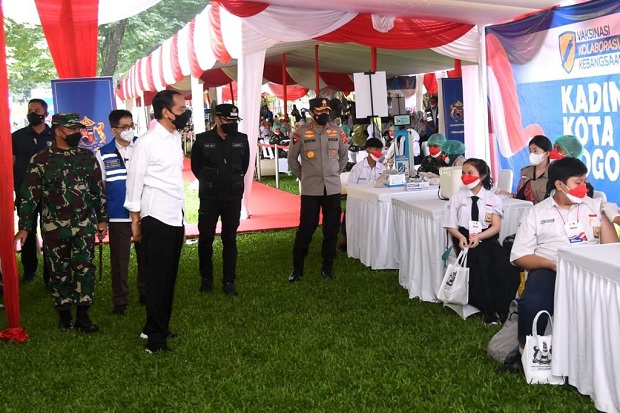 Jokowi Tinjau Pelaksanaan...