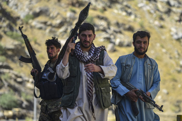 Taliban Perintahkan...