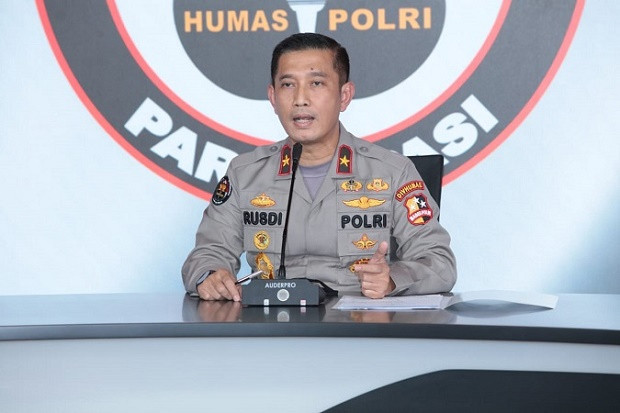 Yahya Waloni Sakit,...