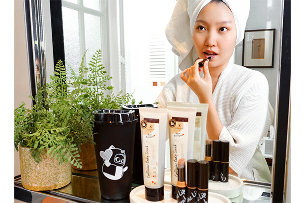 Body Scrub dan Lip Scrub...
