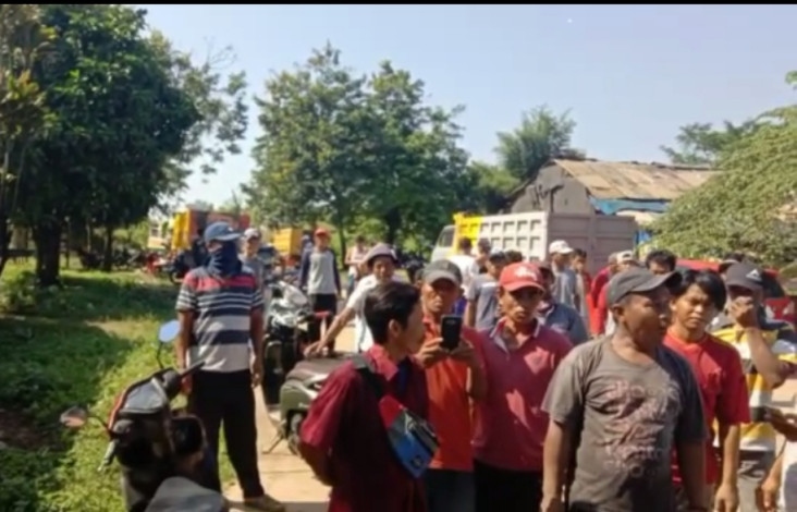 Pembangunan Jalan Tol...