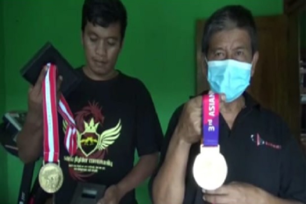 Raih Perunggu Paralimpiade...