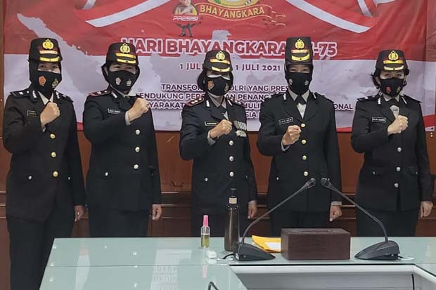 Hari Polwan Ke-73, Cerita...