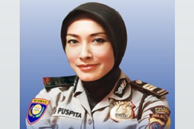 Polwan Cantik AKP Iis...