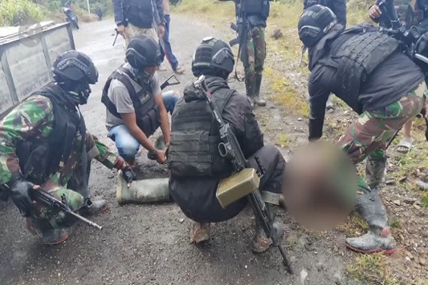 Satgas Nemangkawi dan...