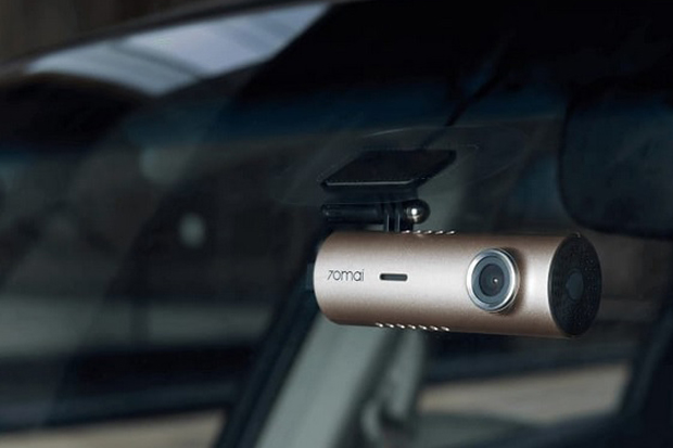 Kamera 70mai Dash Cam...