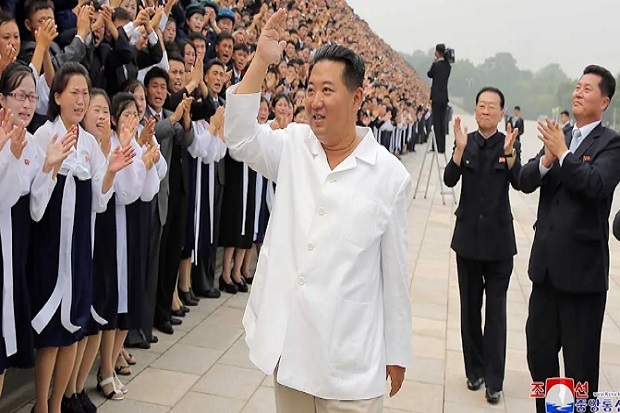 Kim Jong-un Terlihat...