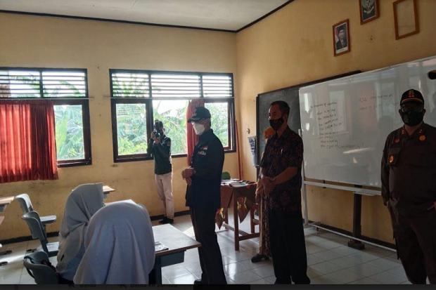 PTM di Majalengka Dimulai,...