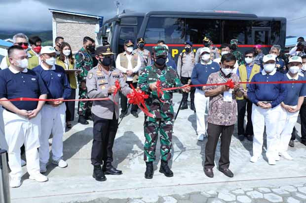 Panglima TNI Resmikan...