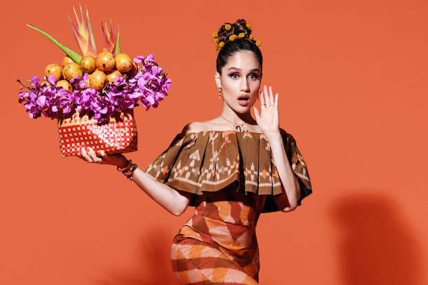 Cinta Laura Rilis Single...