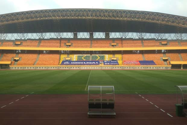 Siap 100 Persen, Stadion...