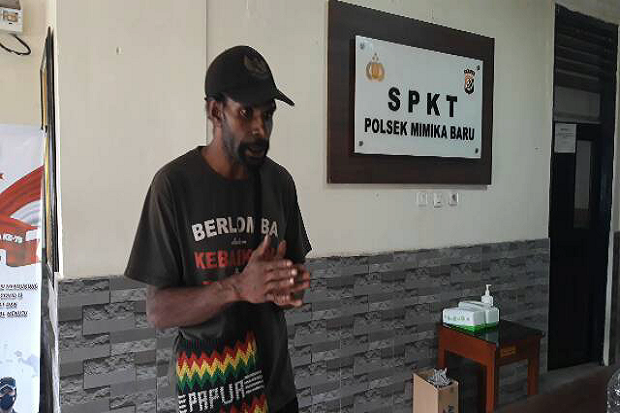 Ponsel Berisi Data Kampung...