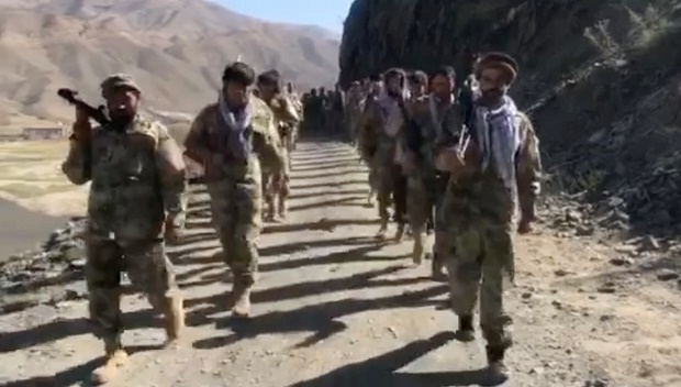 Taliban Klaim Benteng...