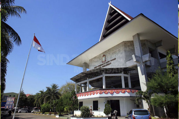 DPRD Makassar Minta...