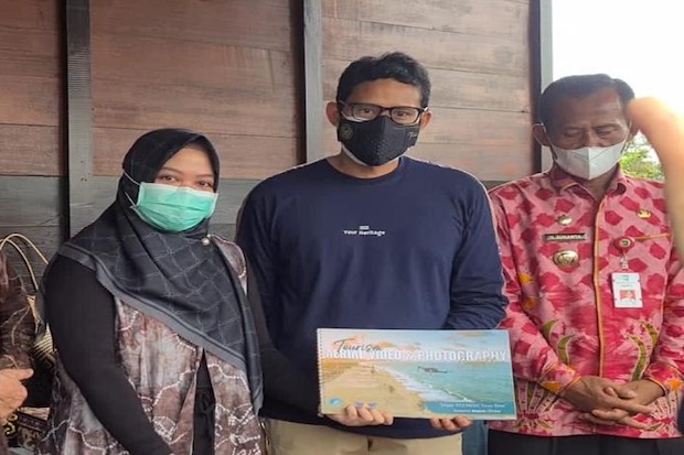 Berburu Keindahan Wisata...