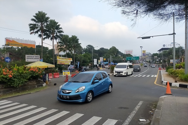 Jalur Puncak Masih Diberlakukan...