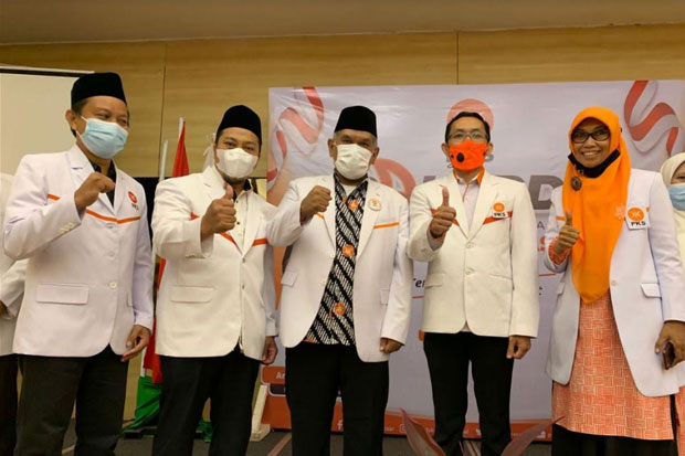 Kader PKS Didorong Hadir...