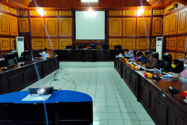 Lama Tak Disahkan, DPRD...