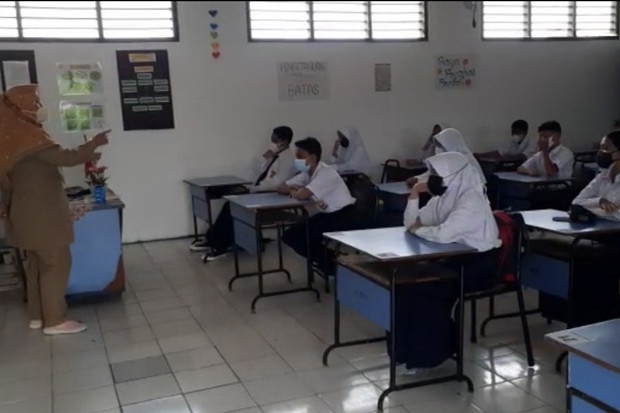 95% Sekolah di Kabupaten...
