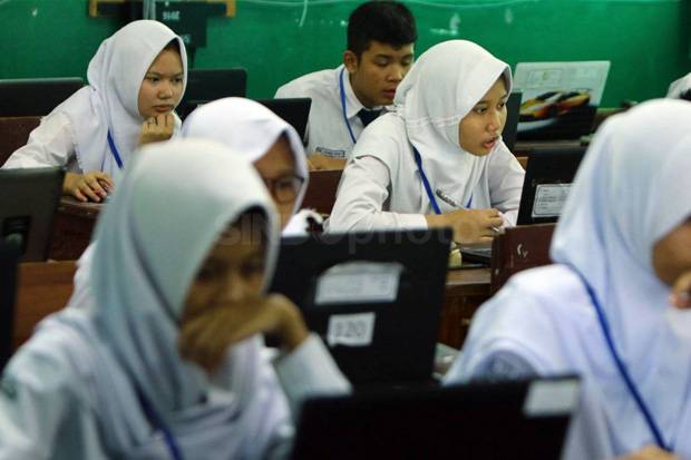 Tak Punya Lahan, 700...