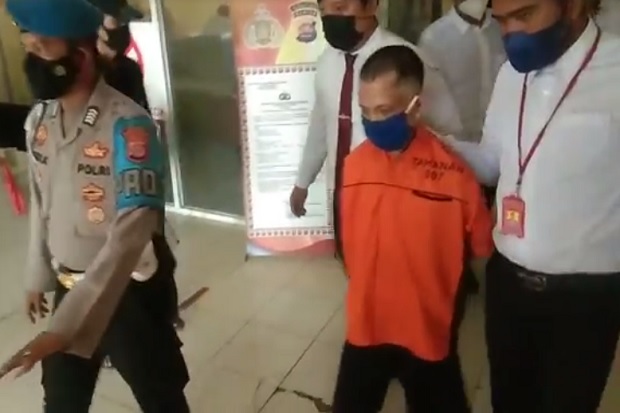 Pembunuhan Karyawati...