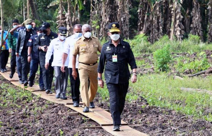 Dukung Regenerasi Petani...