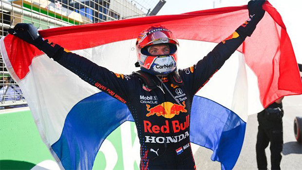 Verstappen, Pembalap...