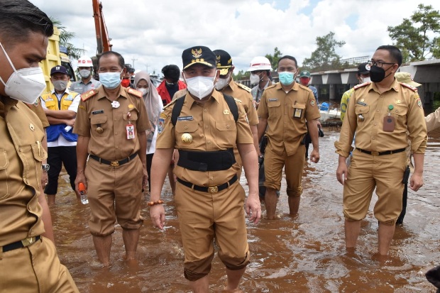 Gubernur Kalteng: Jembatan...