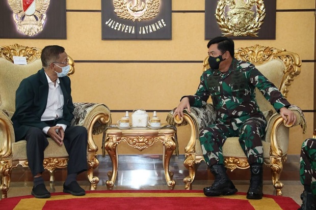 Kolaborasi TNI dan IDI...