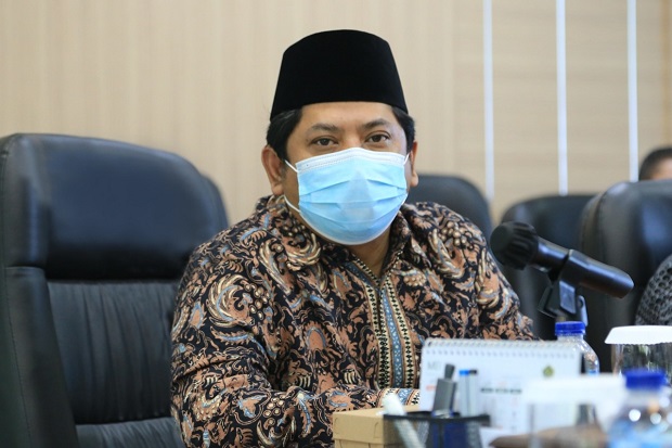 Kemenag Gembleng Ratusan...