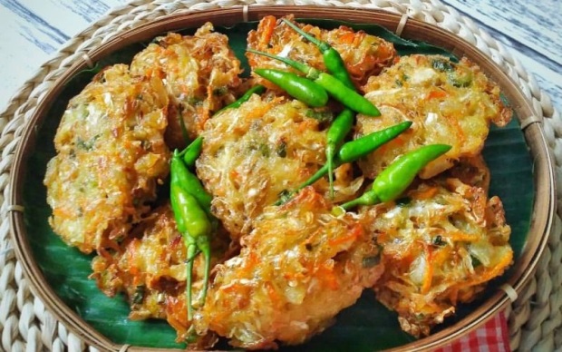 Ingin Makan Gorengan...