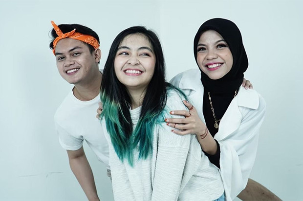 Aletta Stars Rilis Single...