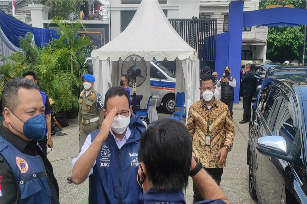 Anies: Penerima Vaksin...