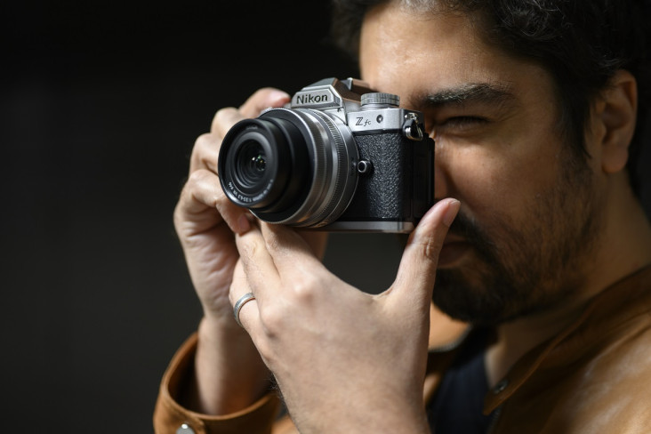 Nikon Z Fc, Kamera Mirrorless...