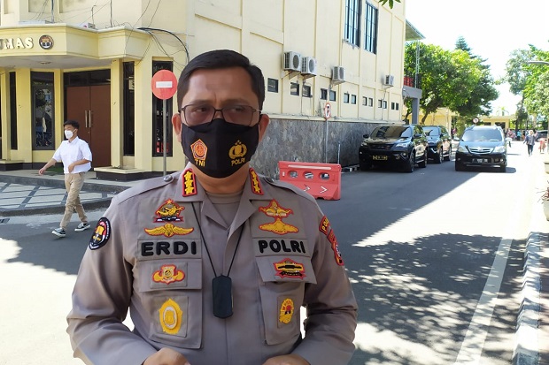 Ibu dan Anak Gadisnya...