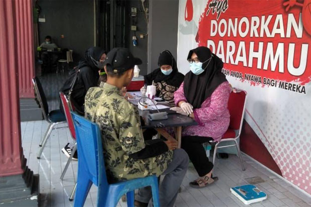 PKB Makassar Gelar Aksi...