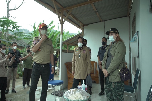 Risma Tekankan Perlunya...