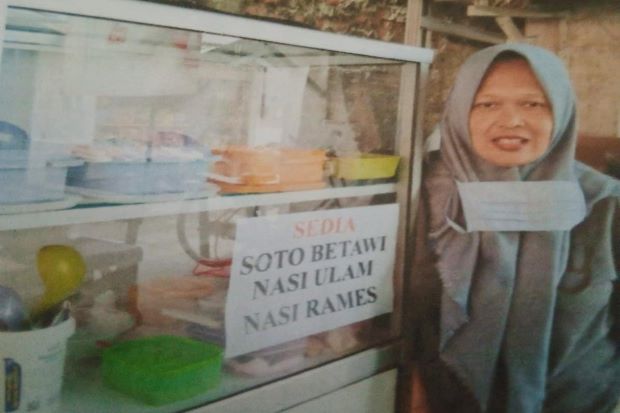 Pemilik Warung di Bekasi...