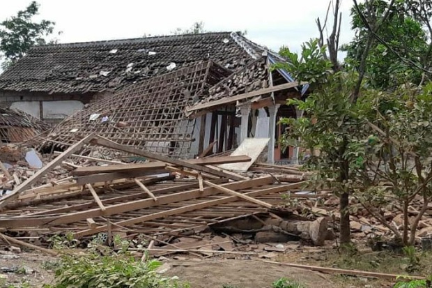 Ledakan Dahsyat di Pasuruan...