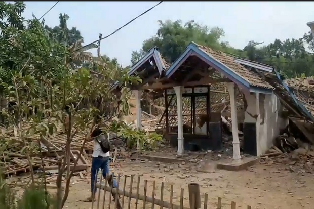 Dahsyatnya Ledakan di...