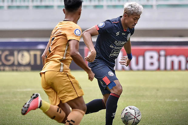 Hasil Liga 1 2021/2022:...