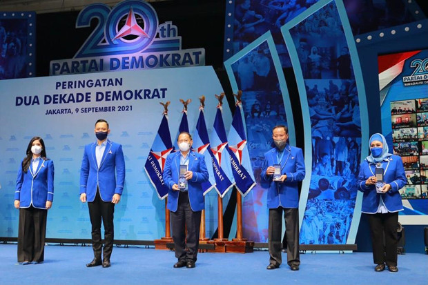 Disaksikan Puluhan Ribu...