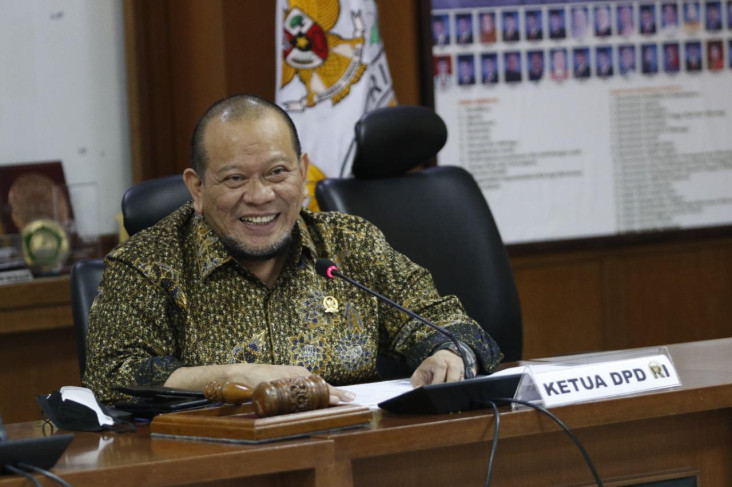 Peternak Ayam Ditangkap...