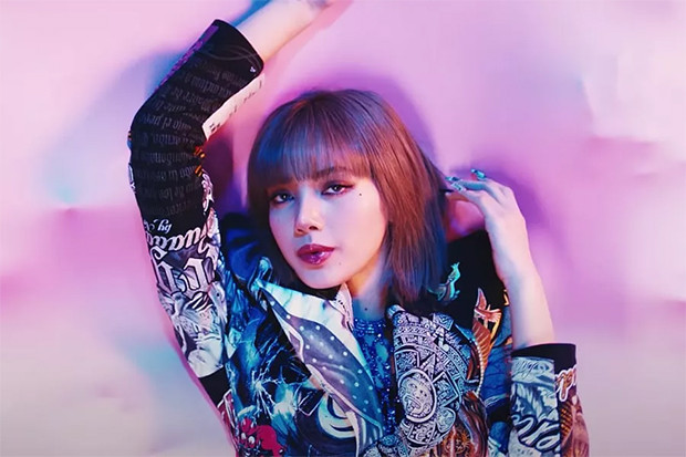 Lisa BLACKPINK hingga...